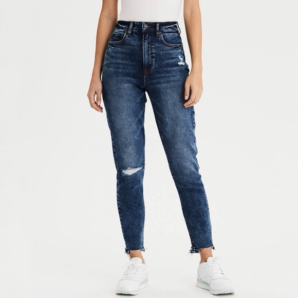 AMERICAN EAGLE • Highest Rise Mom Jean - Picture 1 of 10